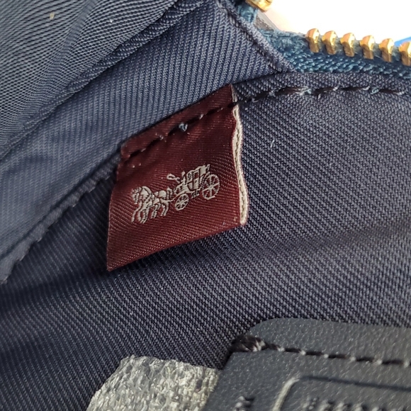 🧜‍♀️TRADED🧜‍♀️🎉10xHP🎉Coach Beach Postcard Coin Case - Picture 11 of 15